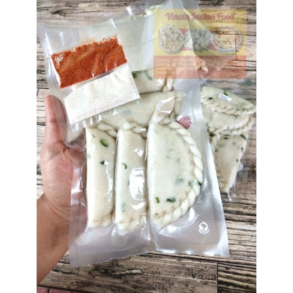 

Cireng Isi Ayam Suwir isi 5pcs, isian full ayam tanpa campuran sayur.