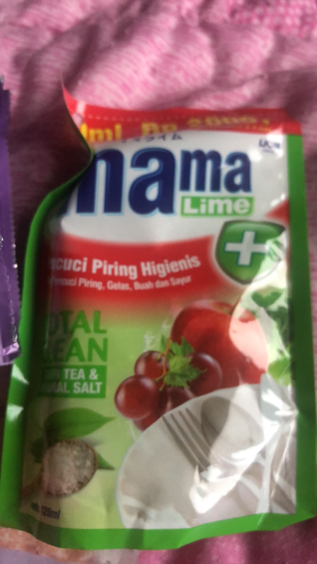 Mama Lemon Lime (kecil) 120ml Greentea Charcoal Refill (no.210)