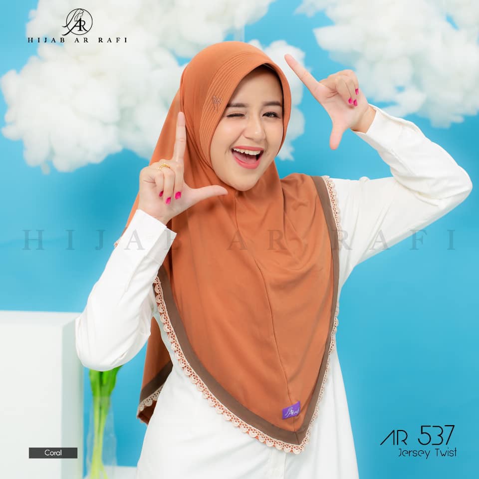 AR 537 (Original Hijab Arrafi)