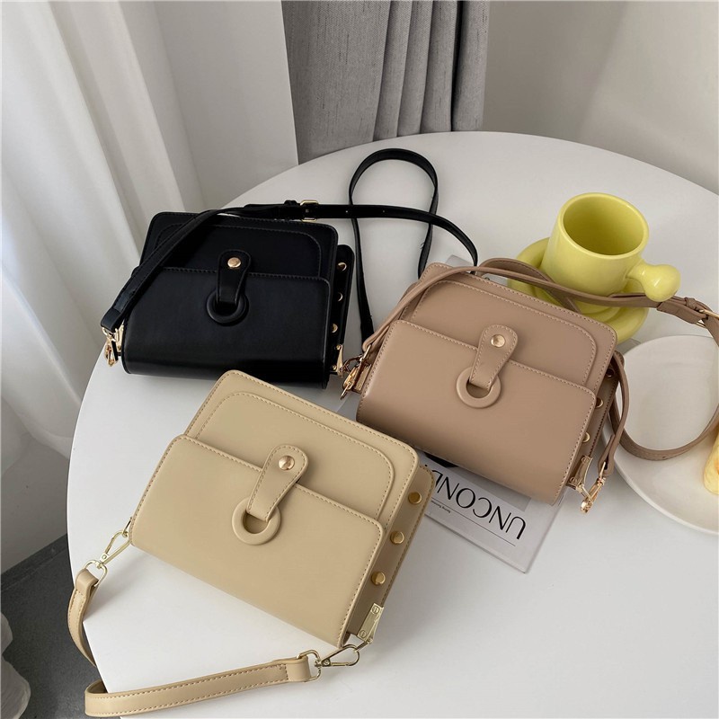 TAS WANITA FASHION CHARLES AND KEITH  selempang wanita import STRAP TALI Shoulder BAG 2KG 3TAS 7202