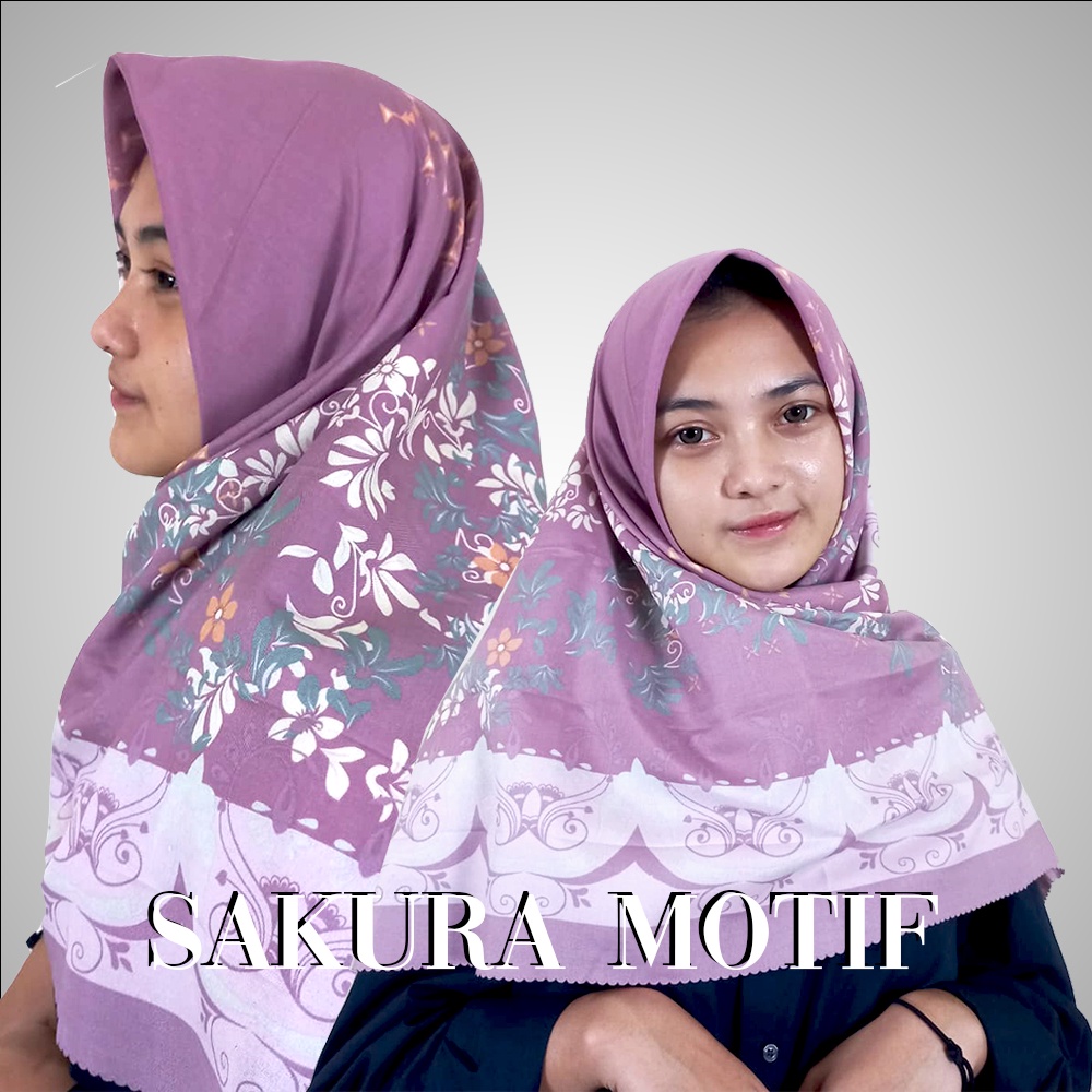 Hijab muslimah segi empat sakura motif