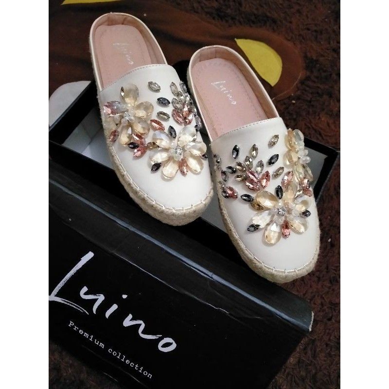 sepatu luino blink