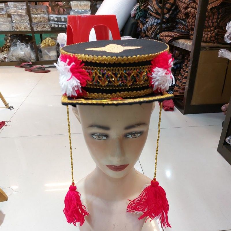 Topi tari Ndolalak