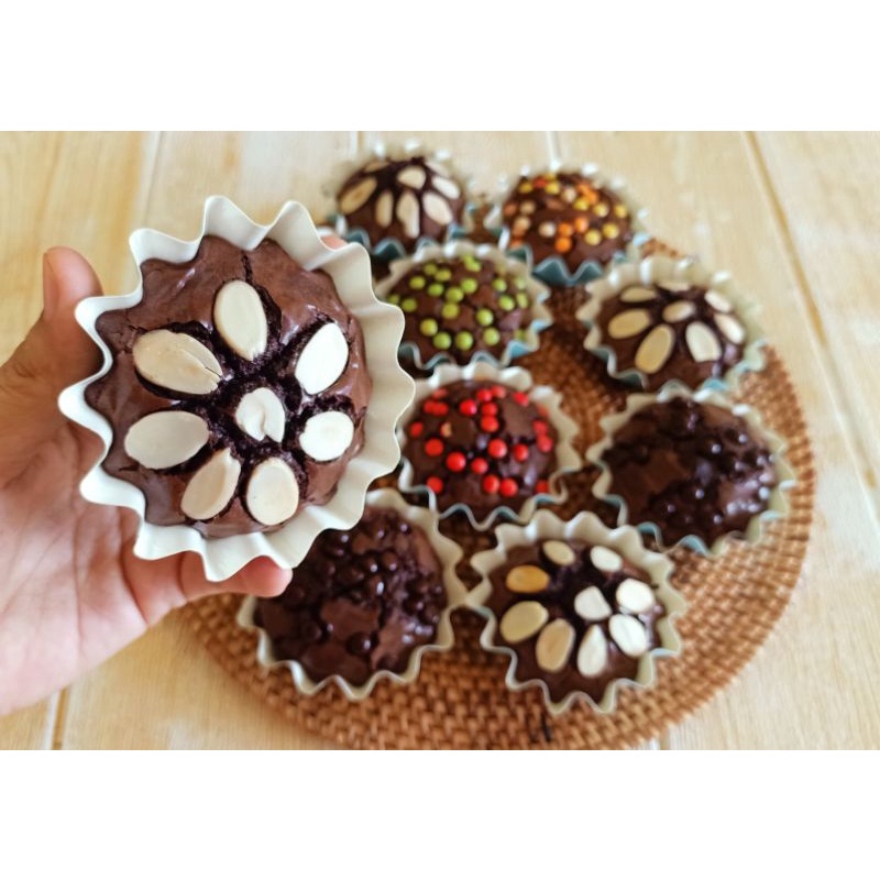 

Fudgy Brownies Shiny cup