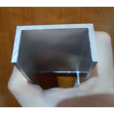 Aluminium / Alumunium U Channel (Kanal U) 2" x 1", t. 1/8", L. 1 m