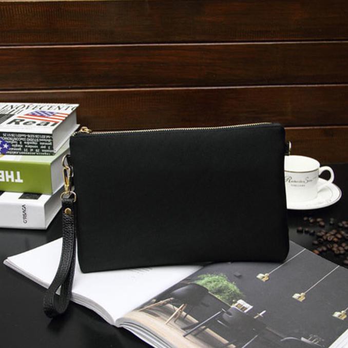 YUK BELI TAS WATERPROOF  CLUTCH PRIA WANITA  PRADA FREE ONGKIR..