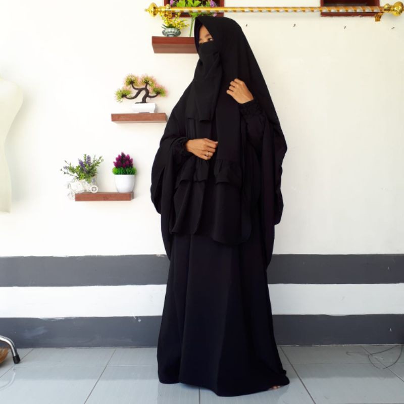 Gamis hitam set cadar remaja