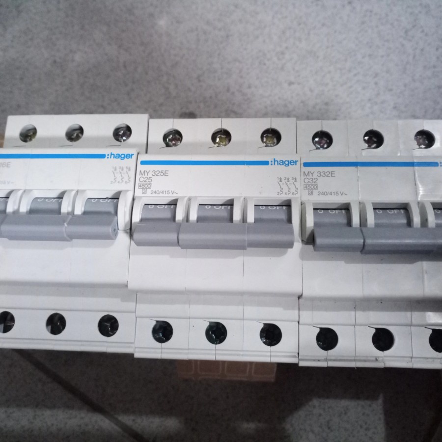 mcb 3pole 6/10/16/20a hager