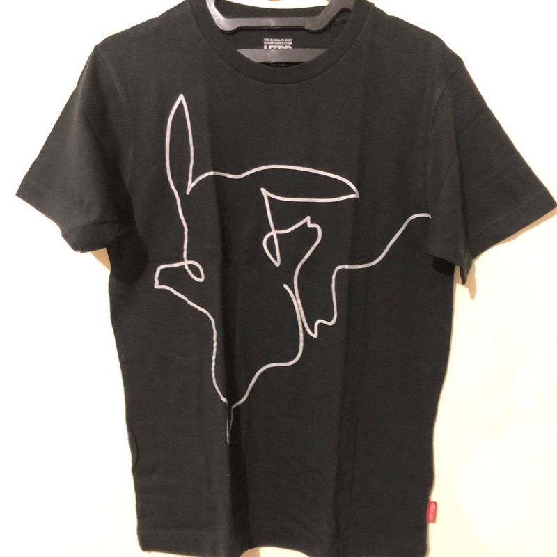 ut uniqlo kaos pikachu pokemon
