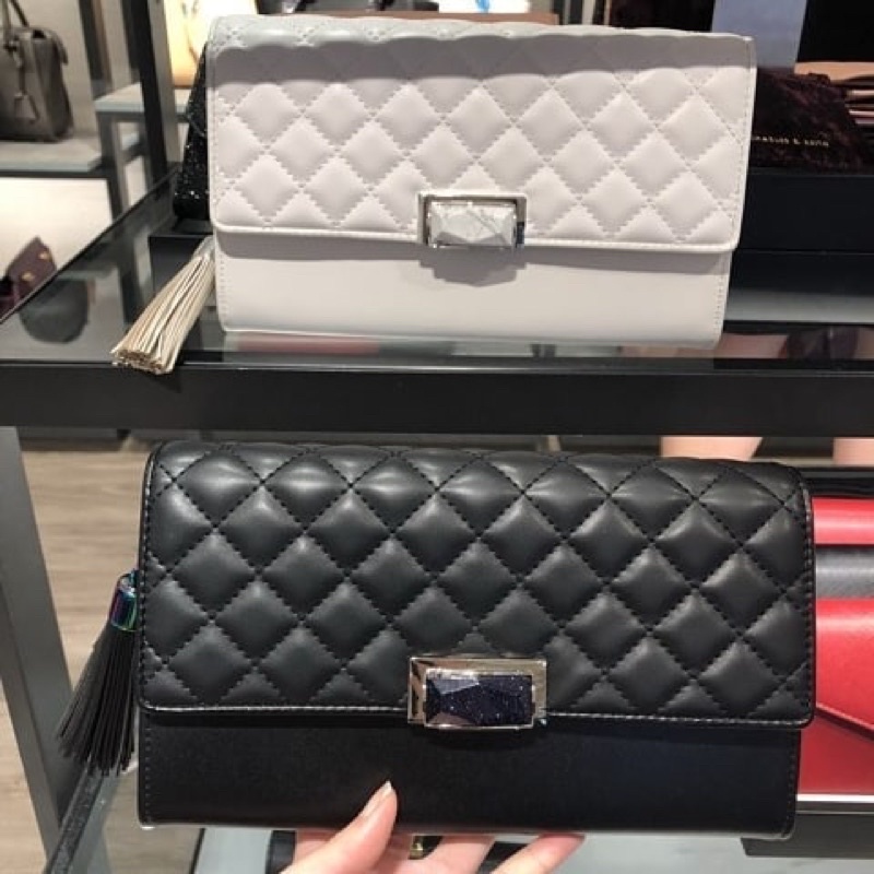 New Cnk Quilted Tassel Clutch