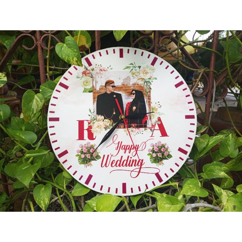 Jam dinding kayu unik | custom nama dan foto | hadiah pernikahan kado