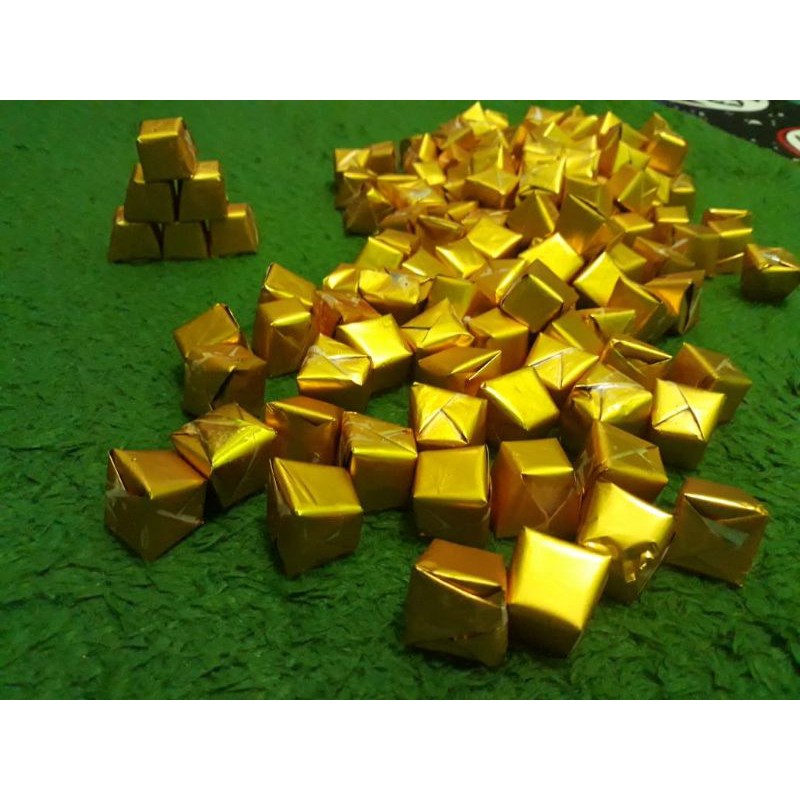 

Coklat Piramid 250gr