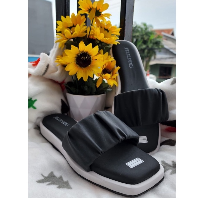 SANDAL STRAP SINGLE KOREAN KERUT BLACK EDITION ELEGANT PLUFFY G-12