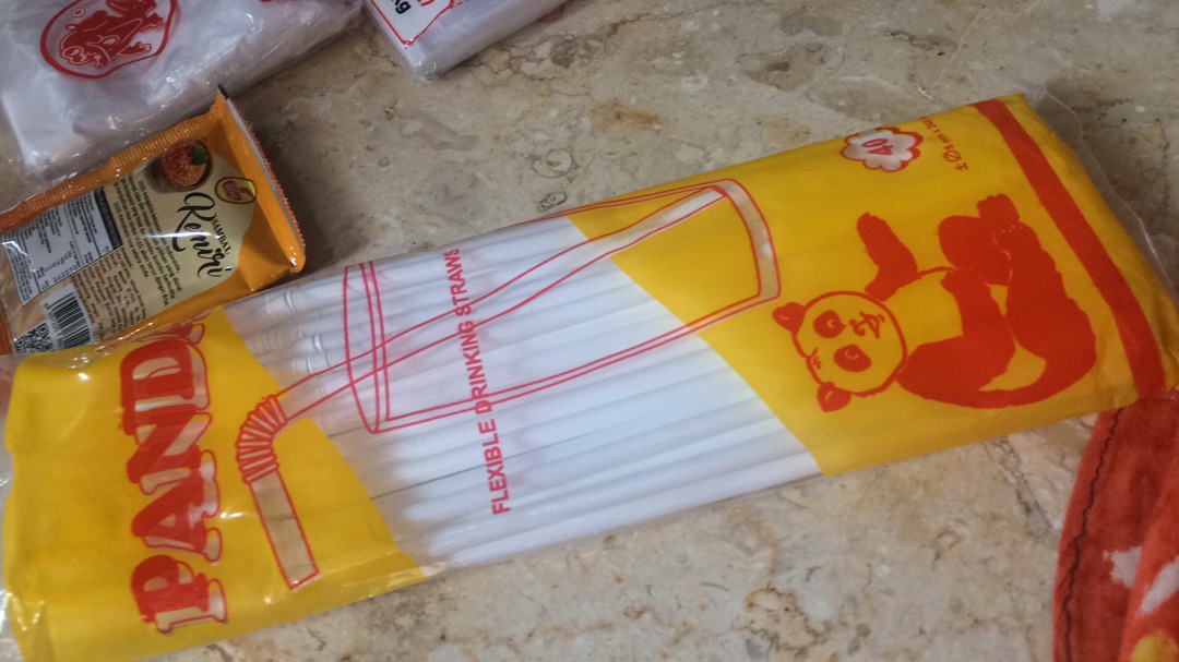 Sedotan Putih Bengkok Cap Panda