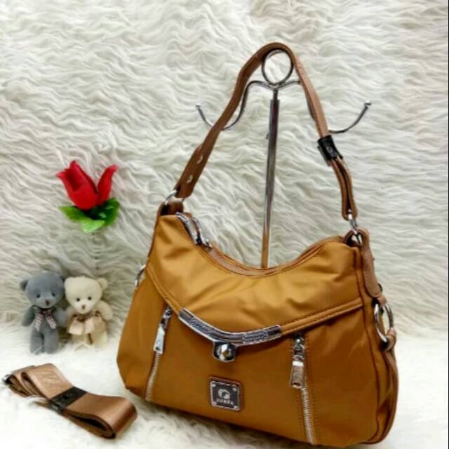 TAS SLEMPANG JUNFA WANITA PARASUT 79