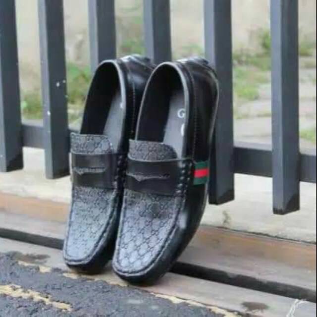 Sepatu casual/trend pria