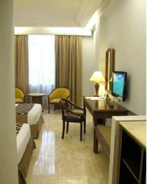 Horden gorden tirai rejek ex hotel