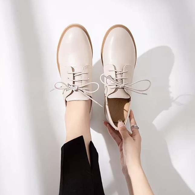 SEPATU BOOTS LOW BASIC DOCMART WANITA CREAM DOF AND BLACK DOF PREMIUM BT02