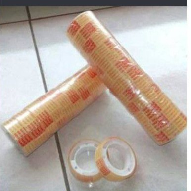 

Isolasi 1/2 × 10 Goldtape per buah