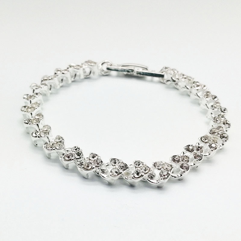 Gelang Diamond Wanita Bahan Full Stainless Steel/Harga 1pcs Bonus Kotak/Bisa Bayar Ditempat{COD}