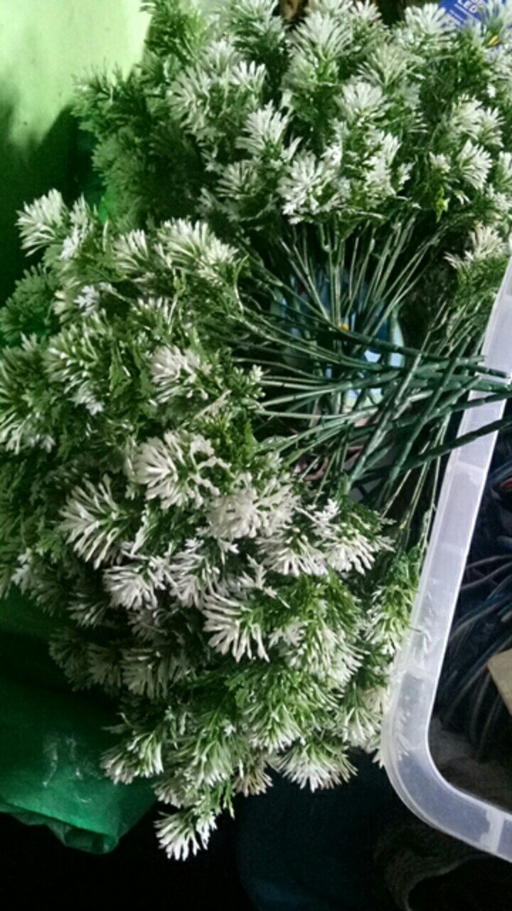 Baby Breath Bintang Salju Artificial