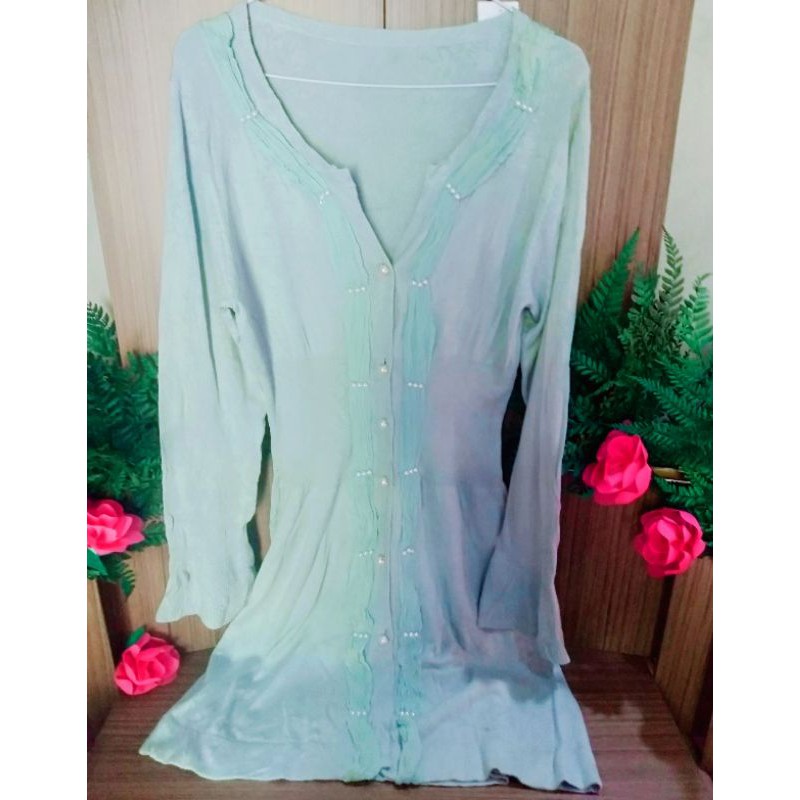 Tunik atau long cardigan