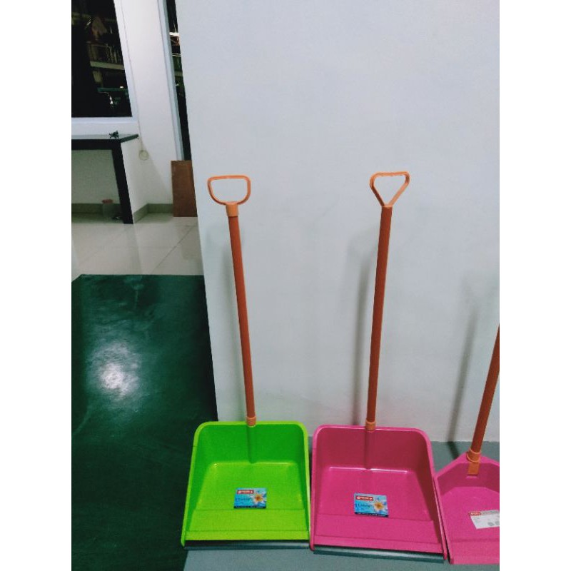 LION STAR - BETA-SIGMA- Pengki Sampah Lion Star Kecil dan Besar