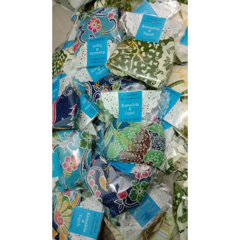 sovenir masker 2lapis