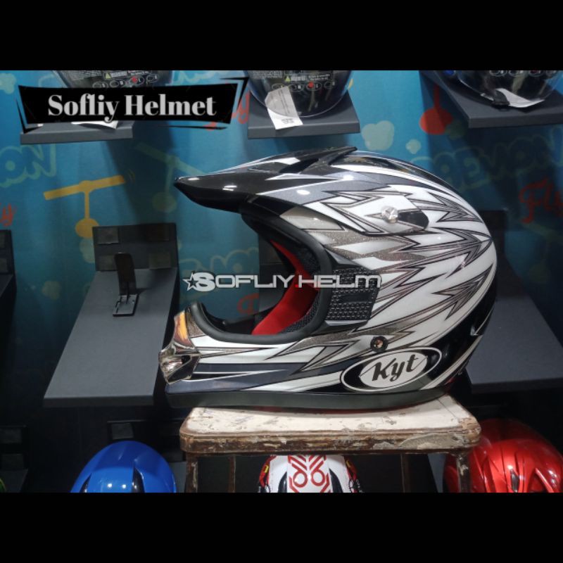 HELM KYT CROSS PRO #7 WHITE BLACK SILVER