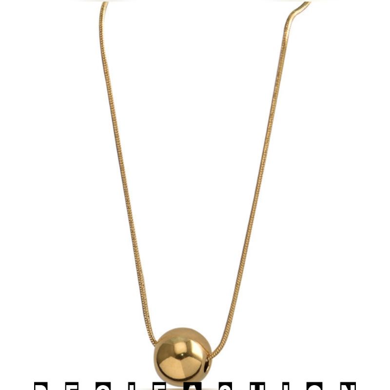 KALUNG TITANIUM LIONTIN BOLA WANITA KOREA KALUNG TERBARU2022 FASHIONWANITA TERLARIS ANTI KARAT TIDAK LUNTUR