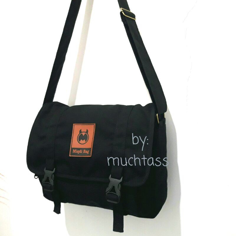 Tas Kanvas Tas Selempang Kanvas Sling Bag Tas Messenger Tas Kuliah Tas Hangout Tas Pria Selempang