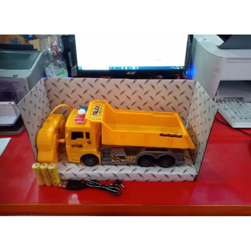 Mobil Remote Truck Dump Pasir Cas