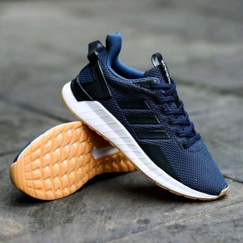 Adidas Questar ride Navy Sol Gum Original OEM / Sepatu Sneakers Pria