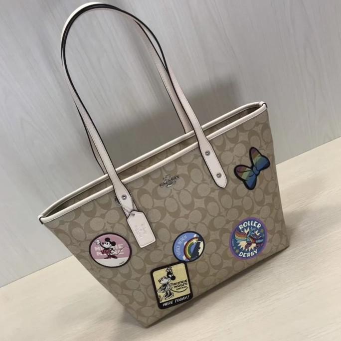 Tas Coach X Disney City zip Totebag Patch / tote bag coach disney PROMO