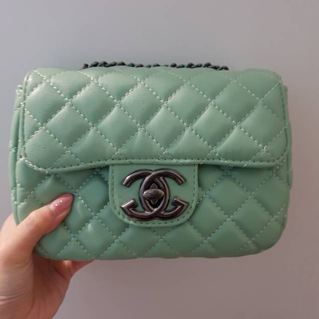 Preloved CHANEL Bag (Premium Quality)