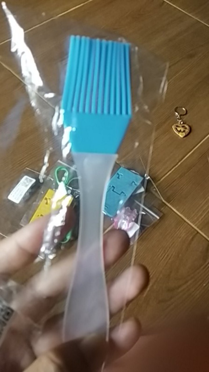 [ Ready Stock] Silicone Basting Pastry Brushes /bakeware Bread Cook Brushes  / Pastry Oil Non-stick Bbq Basting Brushes /heat Resistant Food Grade Silicone Brush