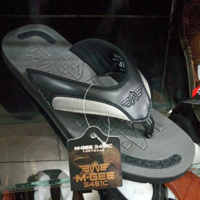 Sandal m-gee
