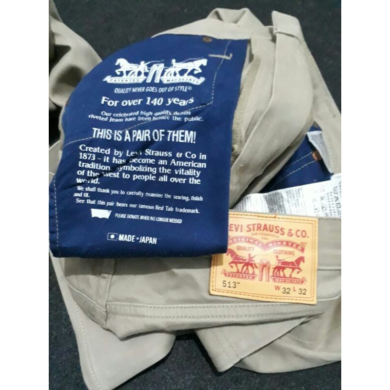 Levis 513