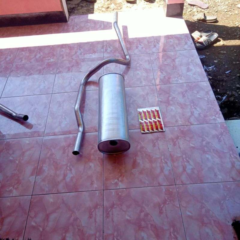 SATU PAKET TABUNG STANDAR DAN PIPA PEMBUANGAN KNALPOT MOBIL KIJANG GRAND