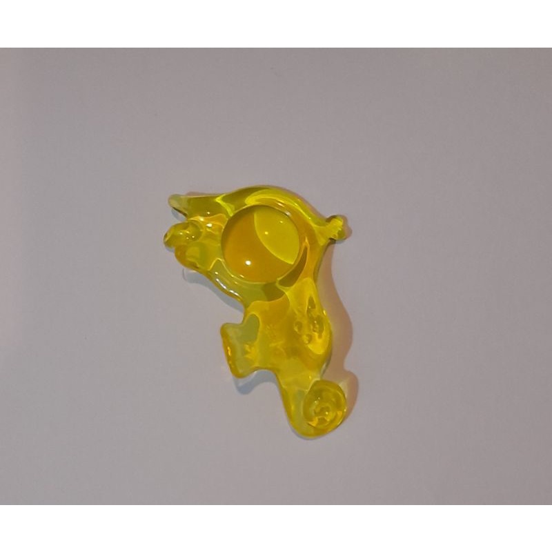 Mainan Kinder Joy "Kaca Pembesar Kuda Laut"