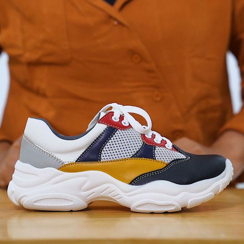 Sepatu Sneaker Sneakers Olahraga Remaja Wanita Woman Lari Sepeda Tali Murah Branded Adorable Project