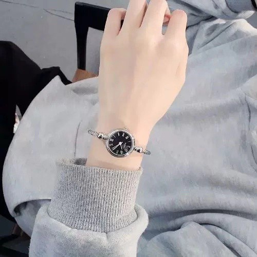 [DGS] Simple Casual Women Watch Gelang Jam Tangan Wanita/Jam Tangan Rantai Wanita Kecil Casual