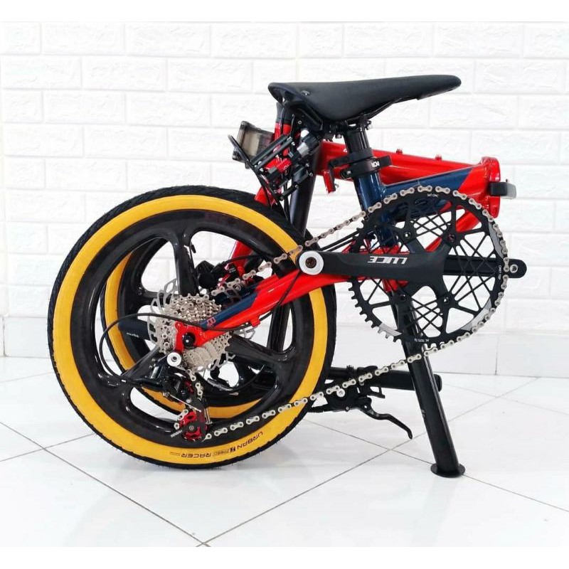 Camp Hazy 11 speed wheelset carbon 3 spokes