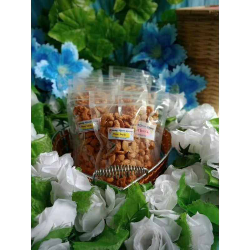 

KACANG MENTE INTISARI 100gr