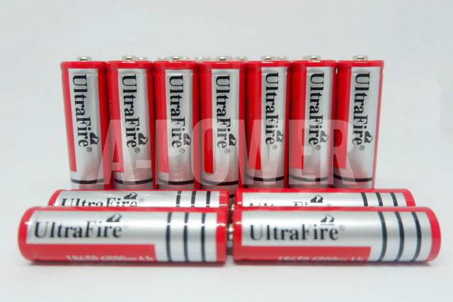 Ultra Fire - Baterai Isi Ulang 3.7V