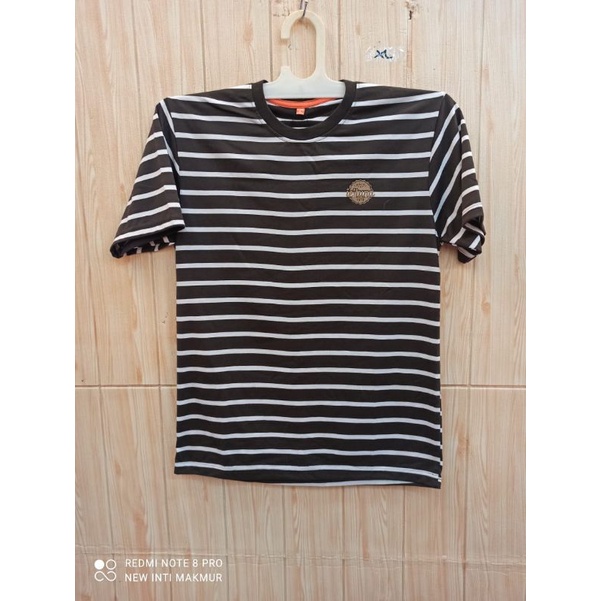 Kaos pria stripe motif 4