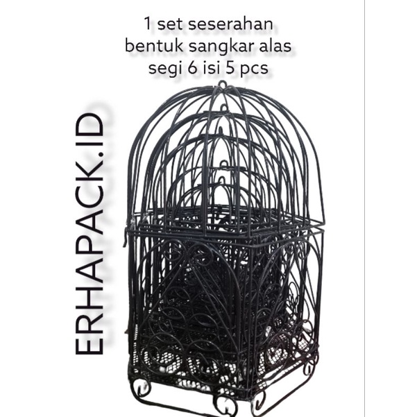 

Tempat Seserahan Bentuk Mirip Sangkar Alas Segi Enam 1 set isi 5 pcs