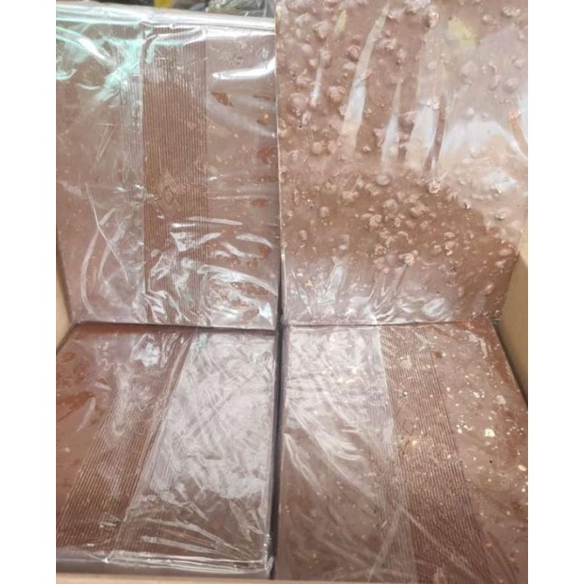 

Silverqueen blok isi Kacang