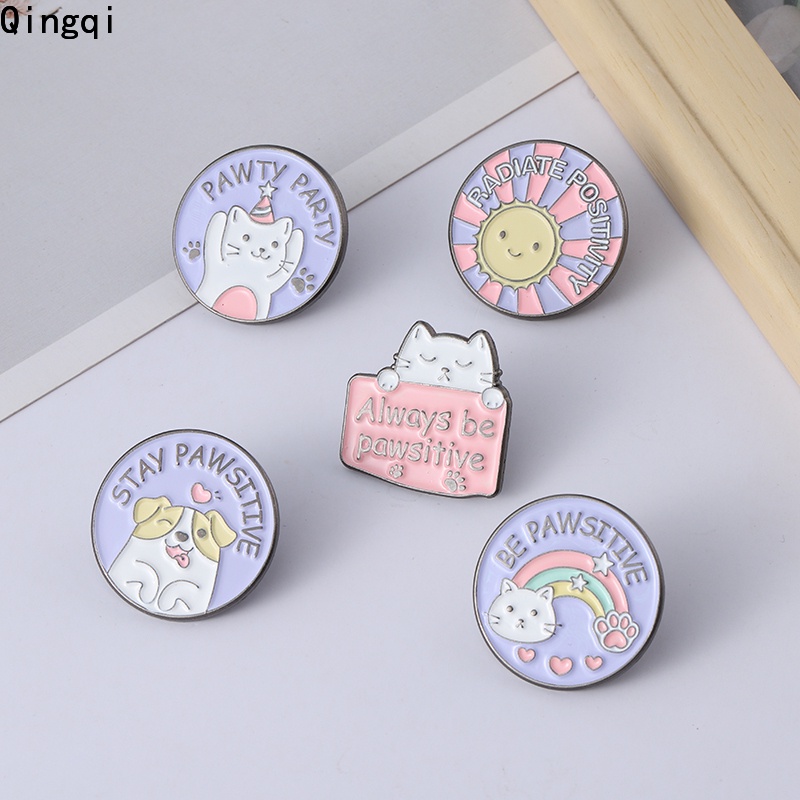 Bros Pin Enamel Bentuk Kartun Hewan Kucing Untuk Aksesoris Pakaian