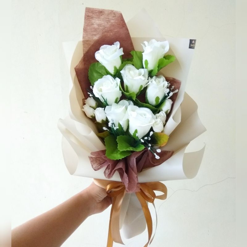 Jual buket bunga artificial (hand bouquet) korean style bouquet buket